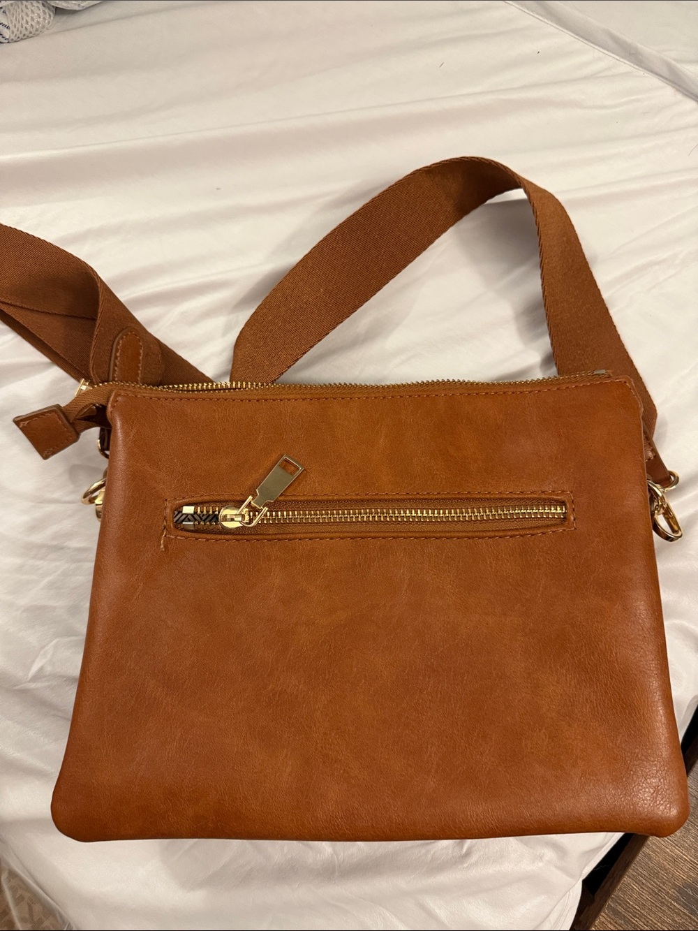 Urban Expressions Tan Crossbody Bag with Gold Hardware